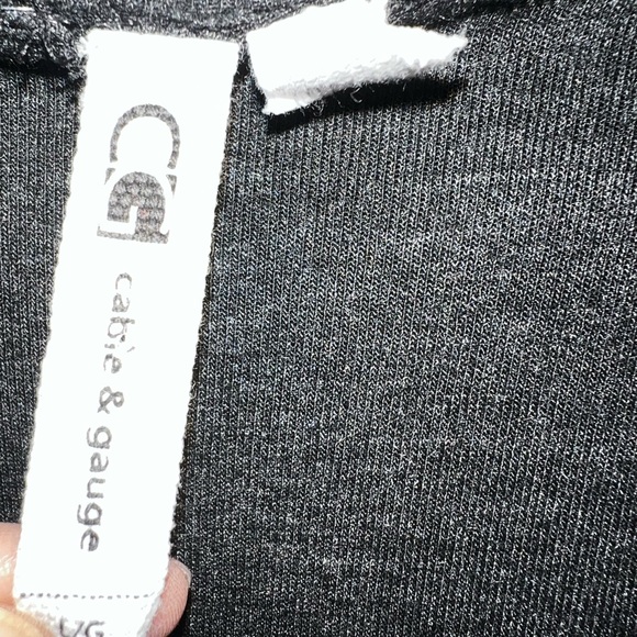 Cable & Gauge Black and Gray Cardigan - Picture 2 of 3